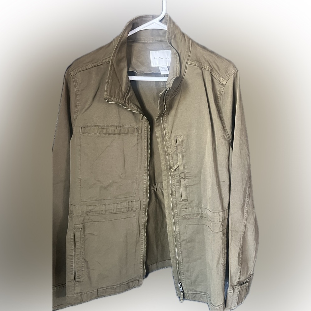 Daily Ritual Men's Field Jacket in Brown